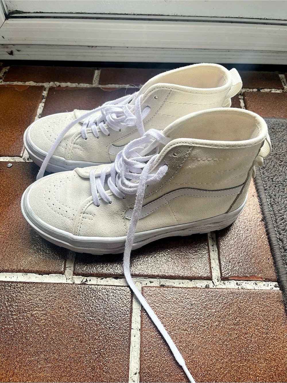 Vans Sk8-Hi Stacked Marshmallow True White Sneakers